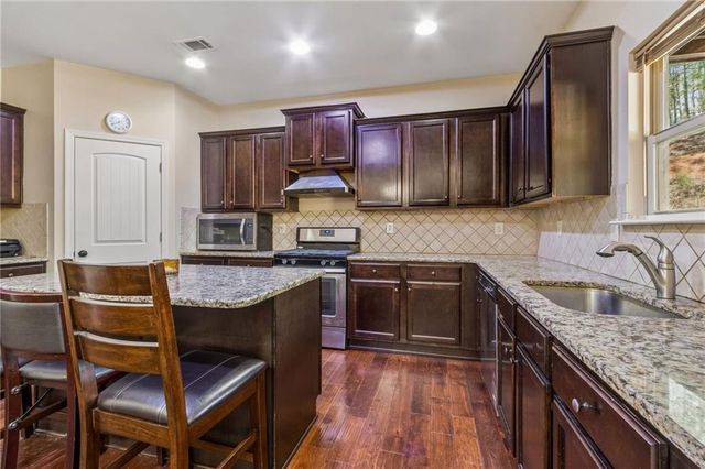 871 Wisteria View Court, Dacula, GA 30019