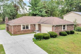 817 N Peterman Road, Greenwood, IN 46142