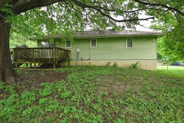10526 N Walnut Street, Kansas City, MO 64155