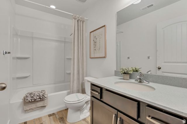 453 S DAY DREAM LN, Saratoga Springs, UT 84045