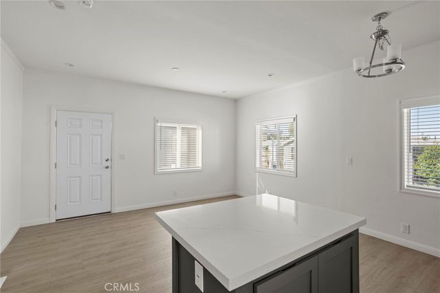 8086 Mission Boulevard 19, Jurupa Valley, CA 92509