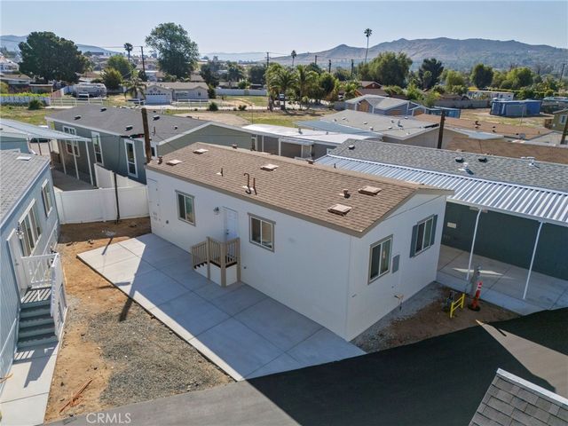 8086 Mission Boulevard 19, Jurupa Valley, CA 92509