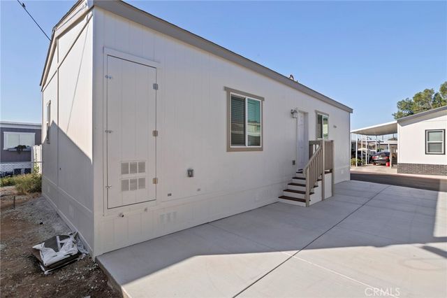 8086 Mission Boulevard 19, Jurupa Valley, CA 92509