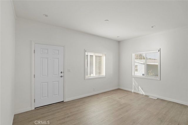 8086 Mission Boulevard 19, Jurupa Valley, CA 92509