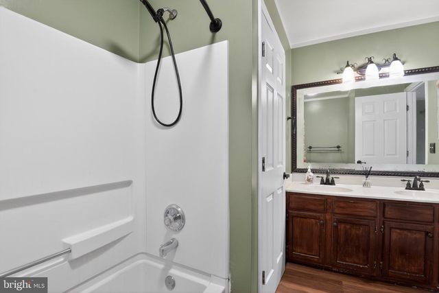 226 FINCH WAY, Newark, DE 19702