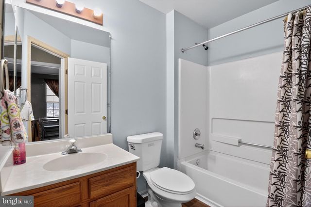 226 FINCH WAY, Newark, DE 19702