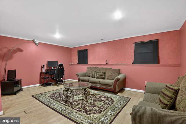 226 FINCH WAY, Newark, DE 19702