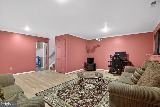 226 FINCH WAY, Newark, DE 19702