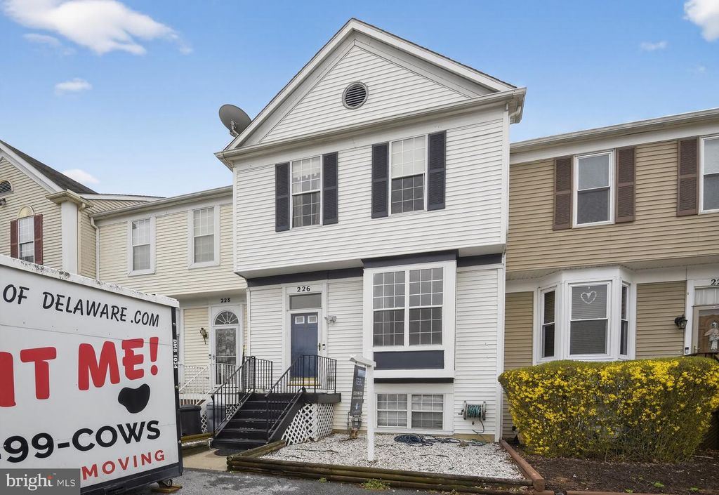 226 FINCH WAY, Newark, DE 19702