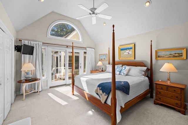 13 Driftwood Circle, Mashpee, MA 02649