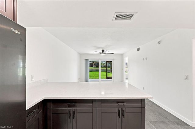 16881 Davis RD 313, Fort Myers, FL 33908
