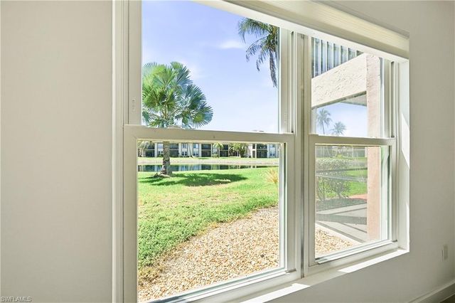 16881 Davis RD 313, Fort Myers, FL 33908