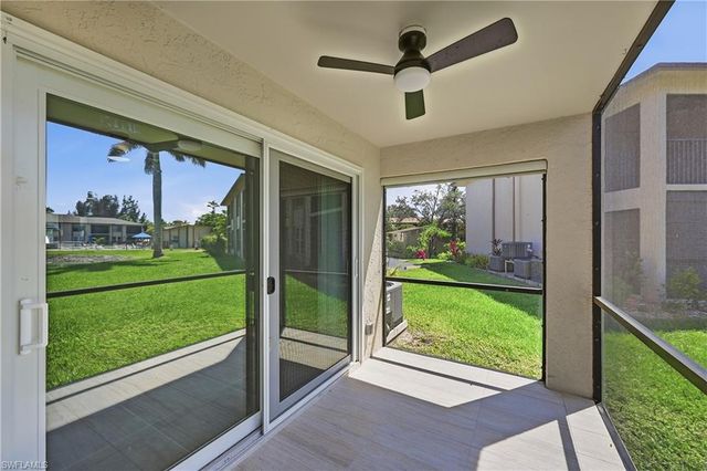 16881 Davis RD 313, Fort Myers, FL 33908