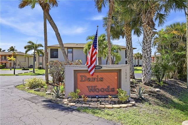 16881 Davis RD 313, Fort Myers, FL 33908