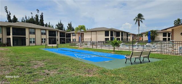 16881 Davis RD 313, Fort Myers, FL 33908