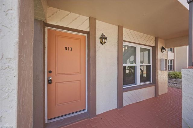16881 Davis RD 313, Fort Myers, FL 33908