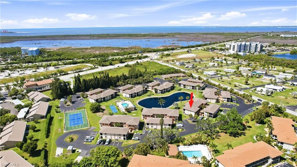 16881 Davis RD 313, Fort Myers, FL 33908