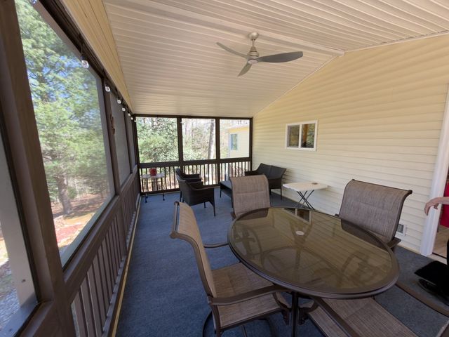 218 Rocky Circle, Blairsville, GA 30512