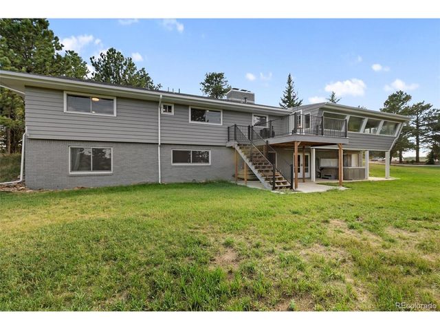 105 Piney Point Ln, Woodland Park, CO 80863