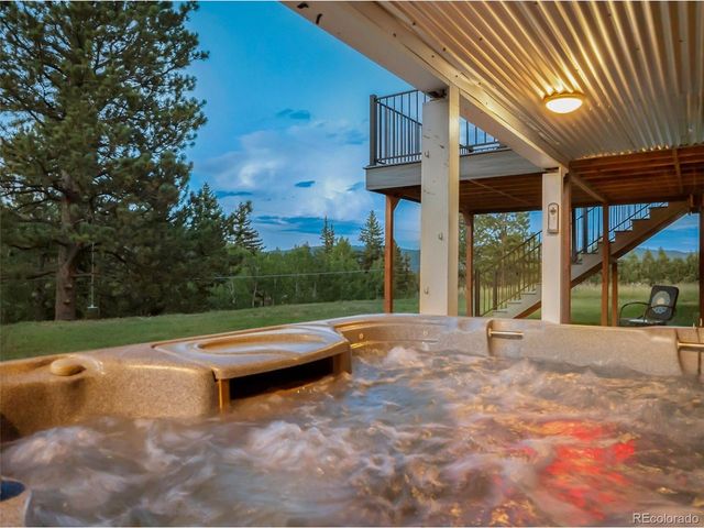 105 Piney Point Ln, Woodland Park, CO 80863