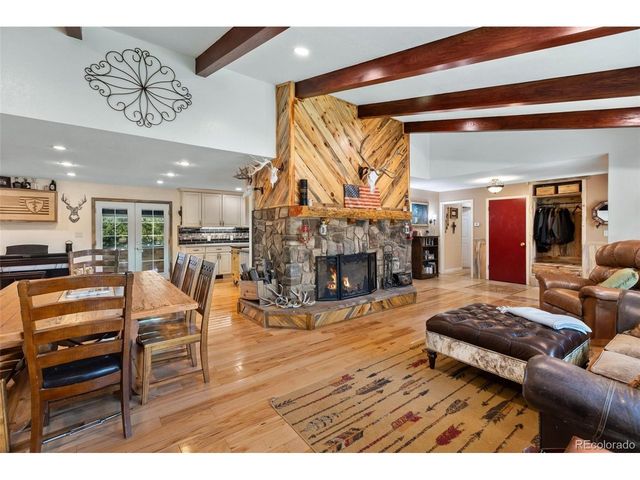 105 Piney Point Ln, Woodland Park, CO 80863