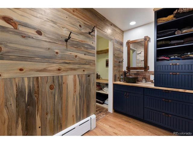 105 Piney Point Ln, Woodland Park, CO 80863