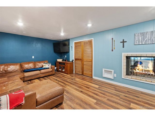 105 Piney Point Ln, Woodland Park, CO 80863