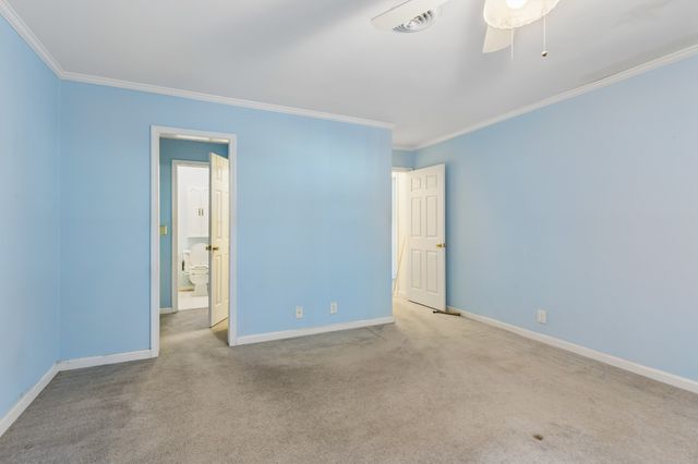 961 Todd Preis Dr, Nashville, TN 37221