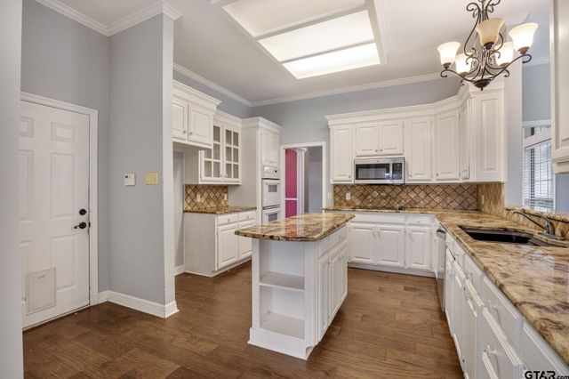 3506 Woods Blvd, Tyler, TX 75707