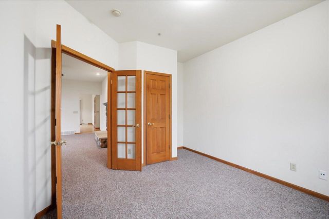 528 Grey Fox RUN, Watertown, WI 53094