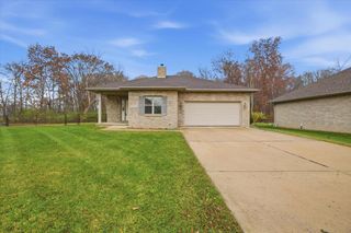 528 Grey Fox RUN, Watertown, WI 53094