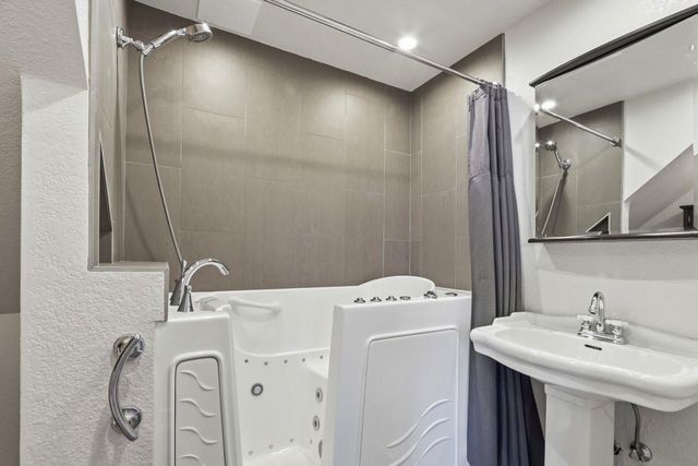 292 Falcato Drive, Milpitas, CA 95035