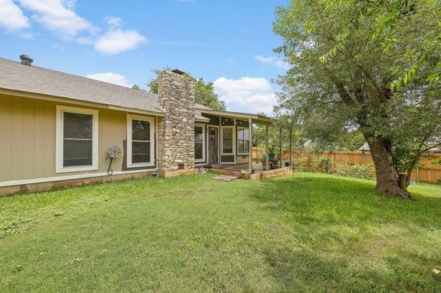 809 Windsor RD, Round Rock, TX 78664