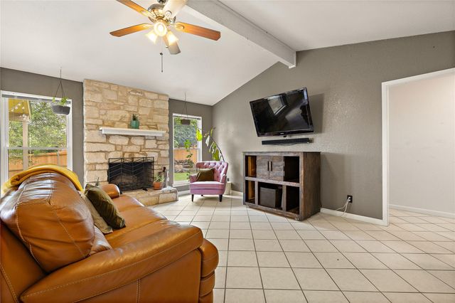 809 Windsor RD, Round Rock, TX 78664