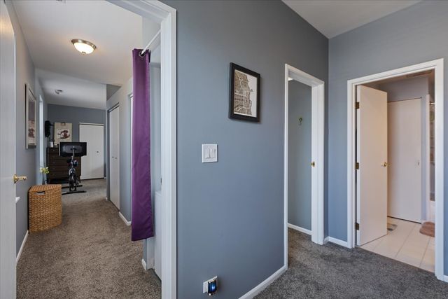 3713 Grand Boulevard 10, Brookfield, IL 60513