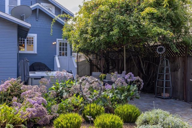 1271 Fourth Street, Monterey, CA 93940