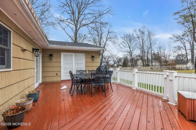 155 Meadow Road, Clark, NJ 07066