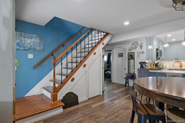 101 Blacksmith Road E, Levittown, NY 11756