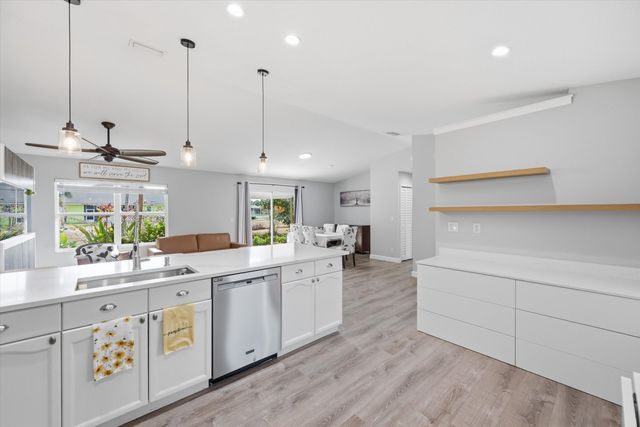 17830 49th Street N, Loxahatchee, FL 33470