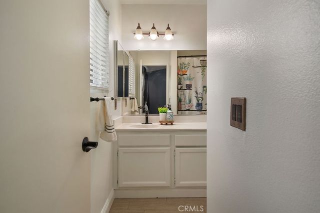 2569 W Plaza Serena Drive, Rialto, CA 92377