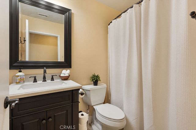 2569 W Plaza Serena Drive, Rialto, CA 92377