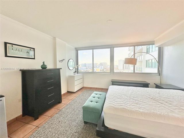 7135 COLLINS AVE 811, Miami Beach, FL 33141