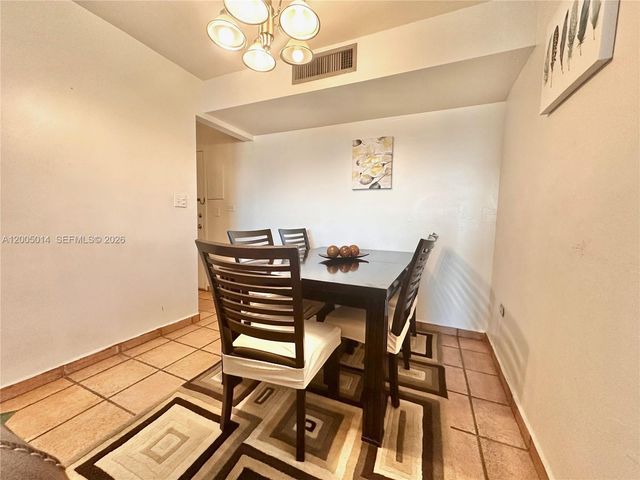 7135 COLLINS AVE 811, Miami Beach, FL 33141