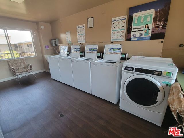 2501 W Redondo Beach Boulevard 324, Gardena, CA 90249