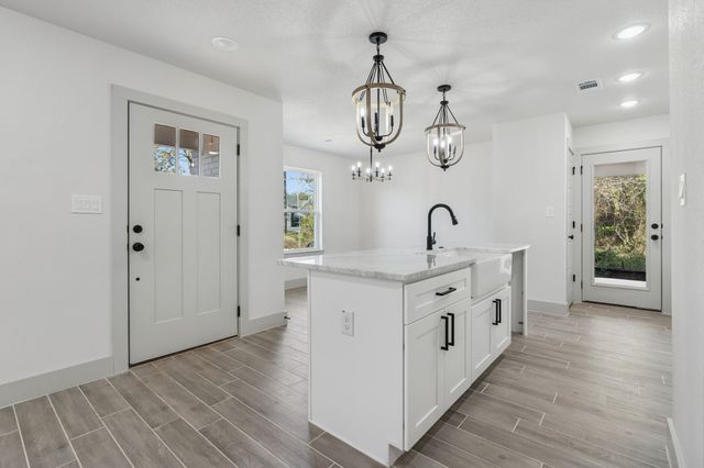 5637 Mesa Loop, Granbury, TX 76048