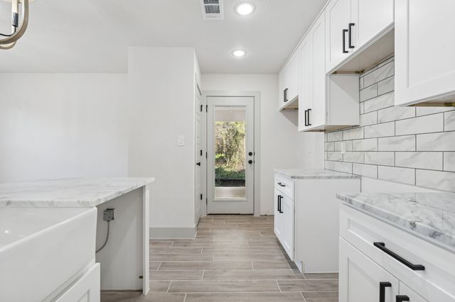 5637 Mesa Loop, Granbury, TX 76048