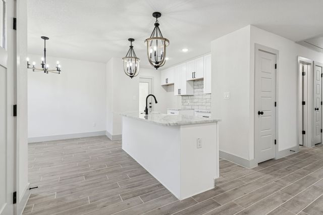 5637 Mesa Loop, Granbury, TX 76048