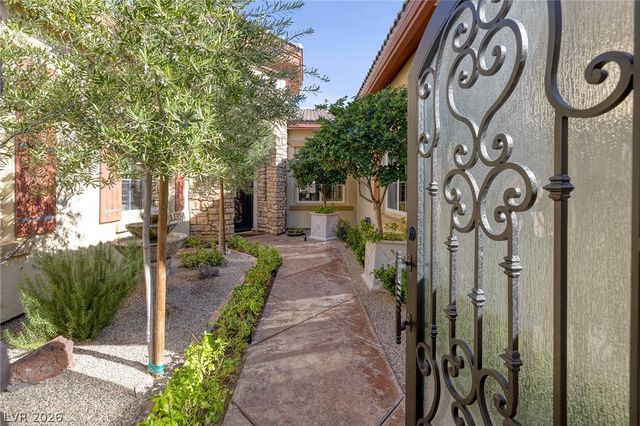 1328 Enchanted River Drive, Henderson, NV 89012