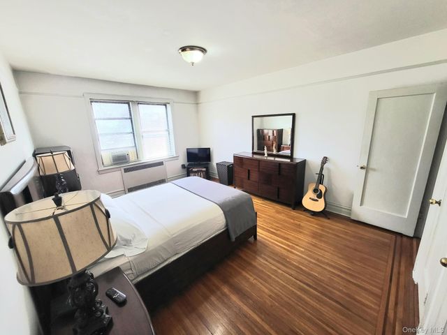 35-40 82nd Street 4C, Jackson Heights, NY 11372