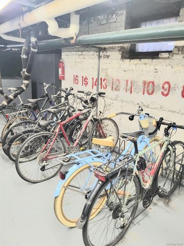 35-40 82nd Street 4C, Jackson Heights, NY 11372